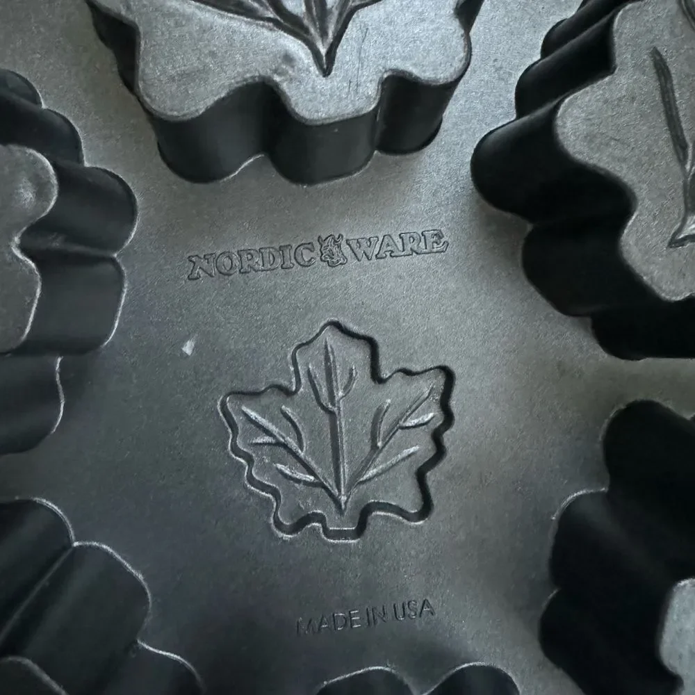 *NORDIC WARE* MAPLE LEAF CAKELET PAN NON-STICK
